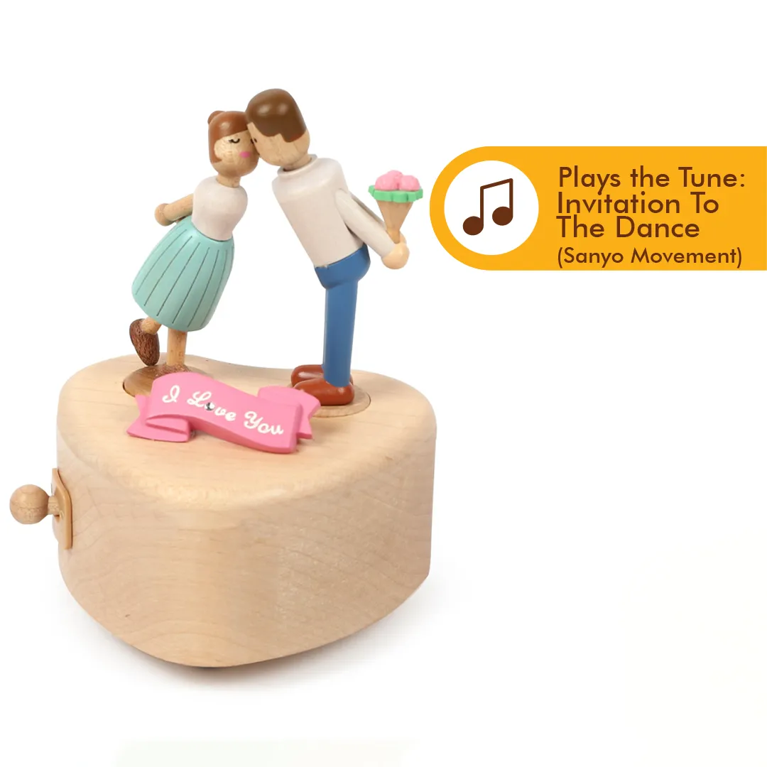 Couple Kiss | Wooden Music Box